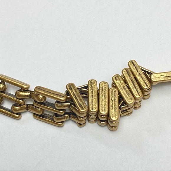 Ann‎ Taylor Vintage Long Panther Chain Faux Pearl Rhinestone Antique Gold Tone - Picture 12 of 12